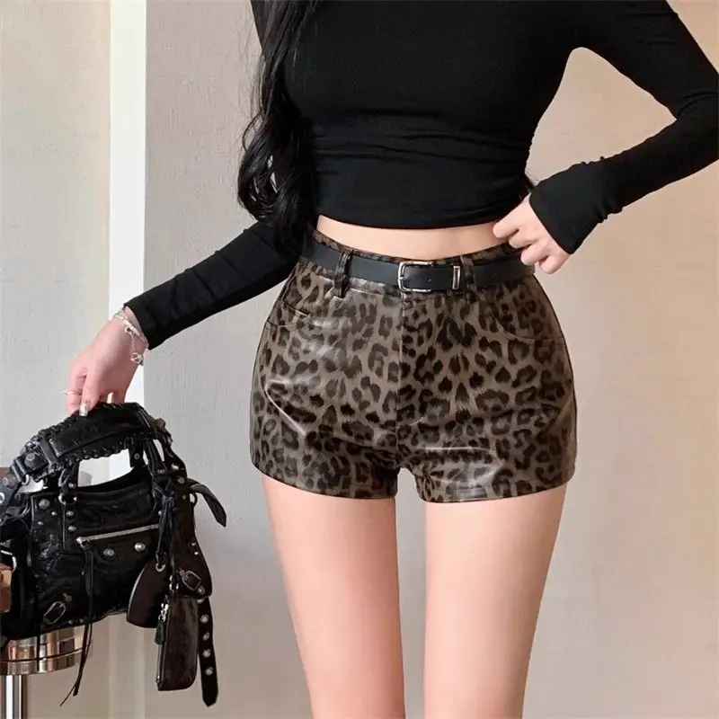 

Leopard Print Pu Leather Shorts Women's 2025 New Slim Design Y2k Booty Shorts