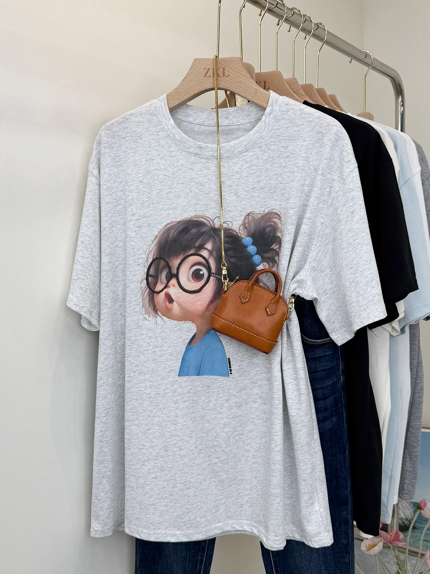 Premium Feeling ort Sve T-irt with ark Pants Mid-Length Cotton round Ne Base irt for Girls Creative Print Commut...