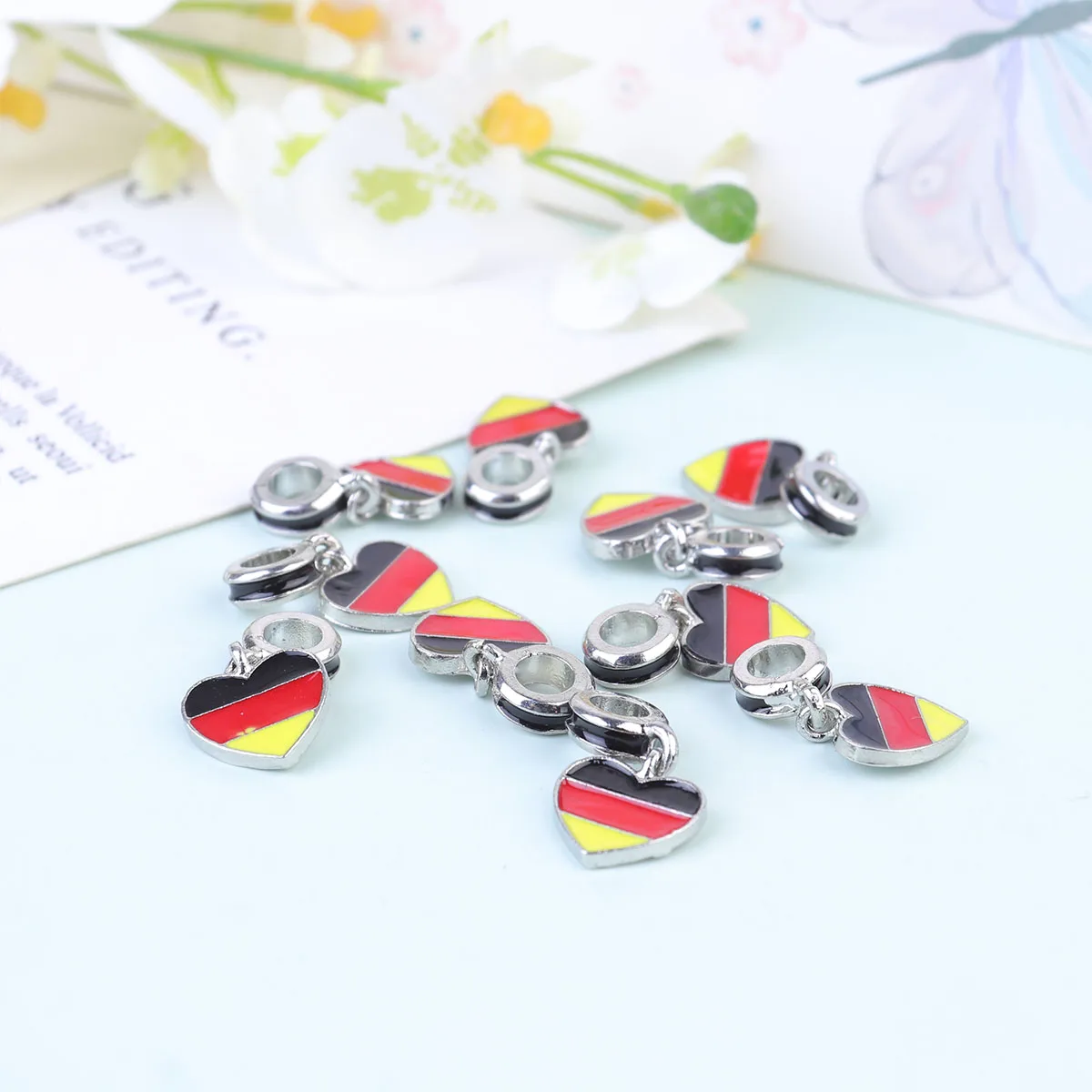 

10pcs Germany Flag Women Bracelet Alloy Hand Jewelry Fashion Handchain For Ladies Girls Birthday Anniversary Promotion