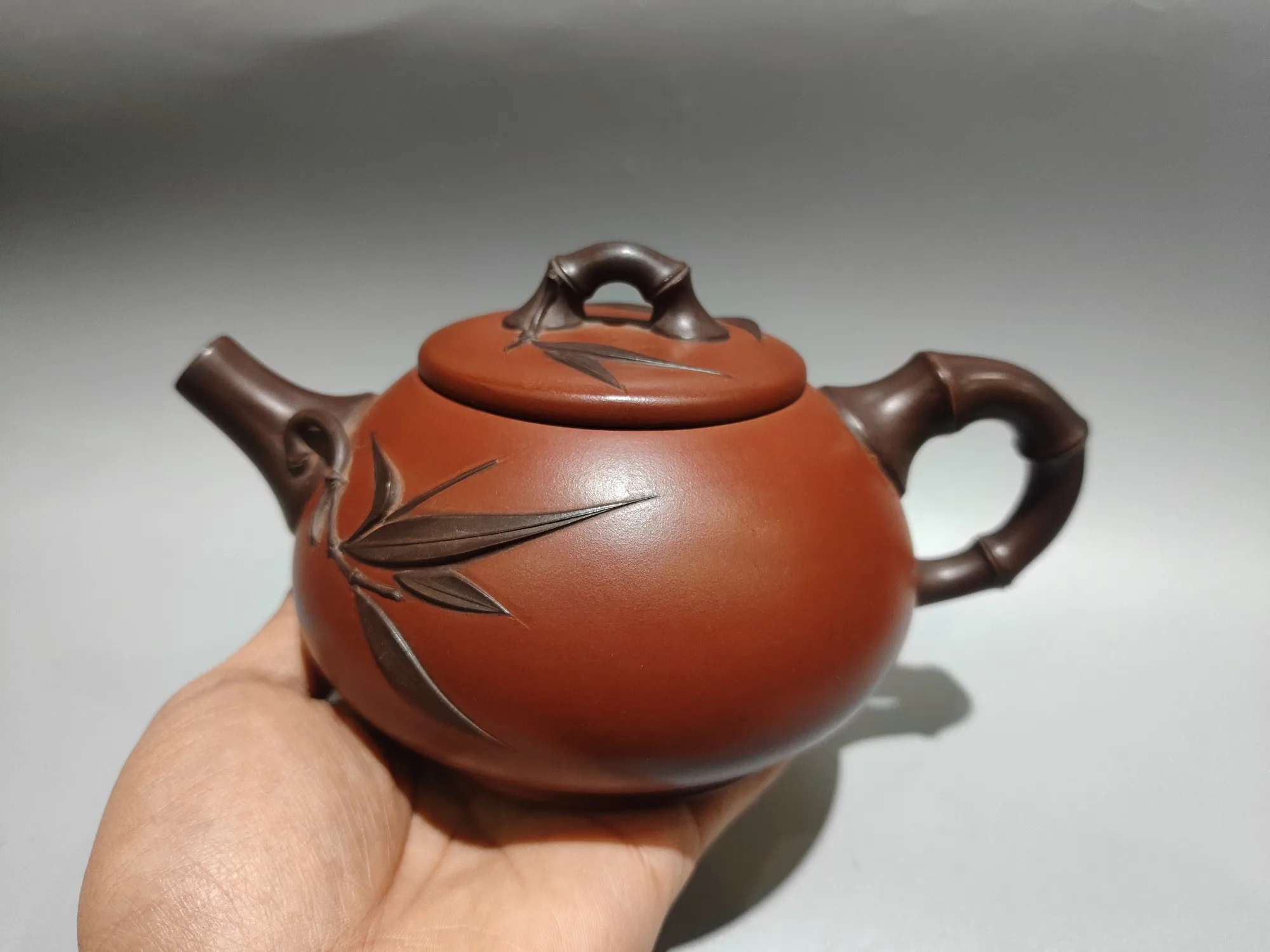 Purple teapot Yixing Purple Clay Teapot two-color Bamboo leaf pattern Shipiao Kettle Bamboo Rhyme Pot pot Kettle Teapot