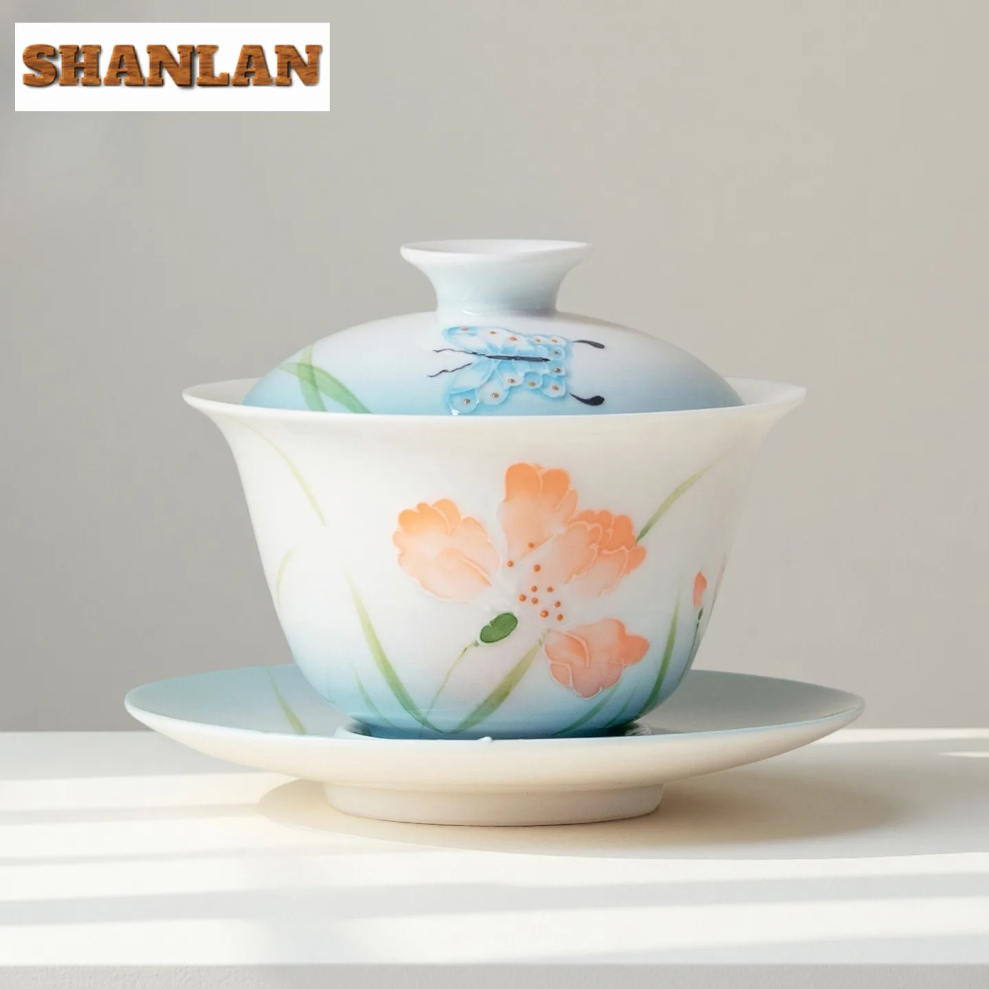 

130ml Hand-painted Hibiscus Flower Butterfly Gaiwan Luxury Tea Tureen Tea Bowl With Lid Kit Tea Maker Cover Bowl Chinese Tea Set