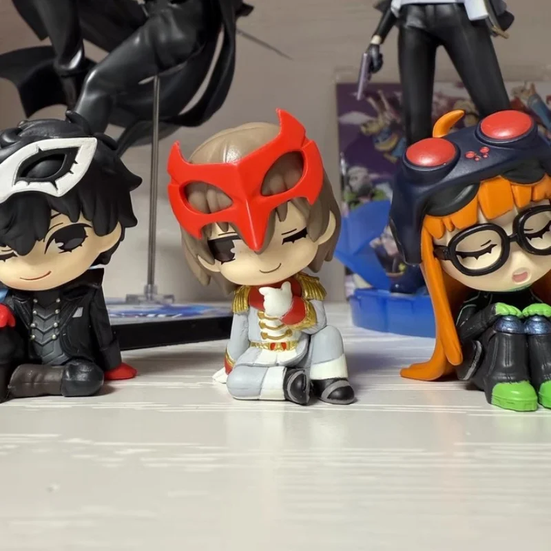 

В наличии Оригинальные 5 шт. Gashapon Queen Navi 건ルannuugo5 Vol.2 Игрушки для детей Подарок ПВХ Коллекционная модель Настольный орнамент Подарки на день рождения
