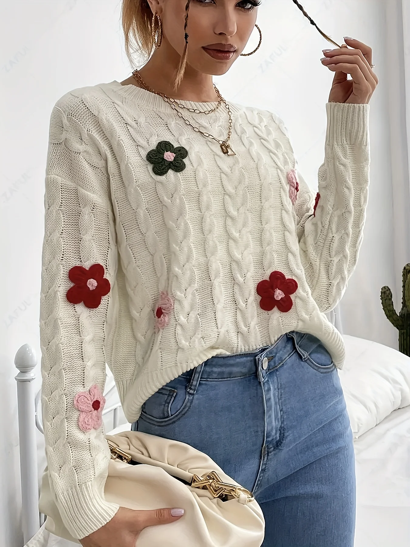 2024 New Wear Cute Flower Pattern Twist Weave Versatile girocollo Pullover maglione lavorato a maglia