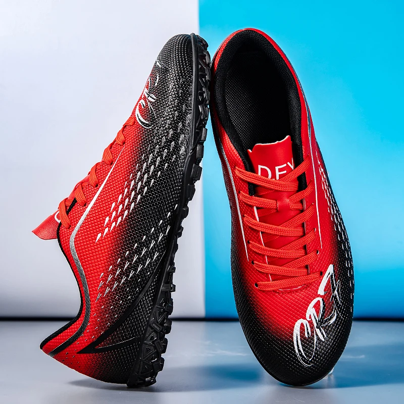 Men Professional Football Boots Field Resistant Casual Breathable Male Top Quality Non Slip Soccer Shoes Futsal Football Shoes