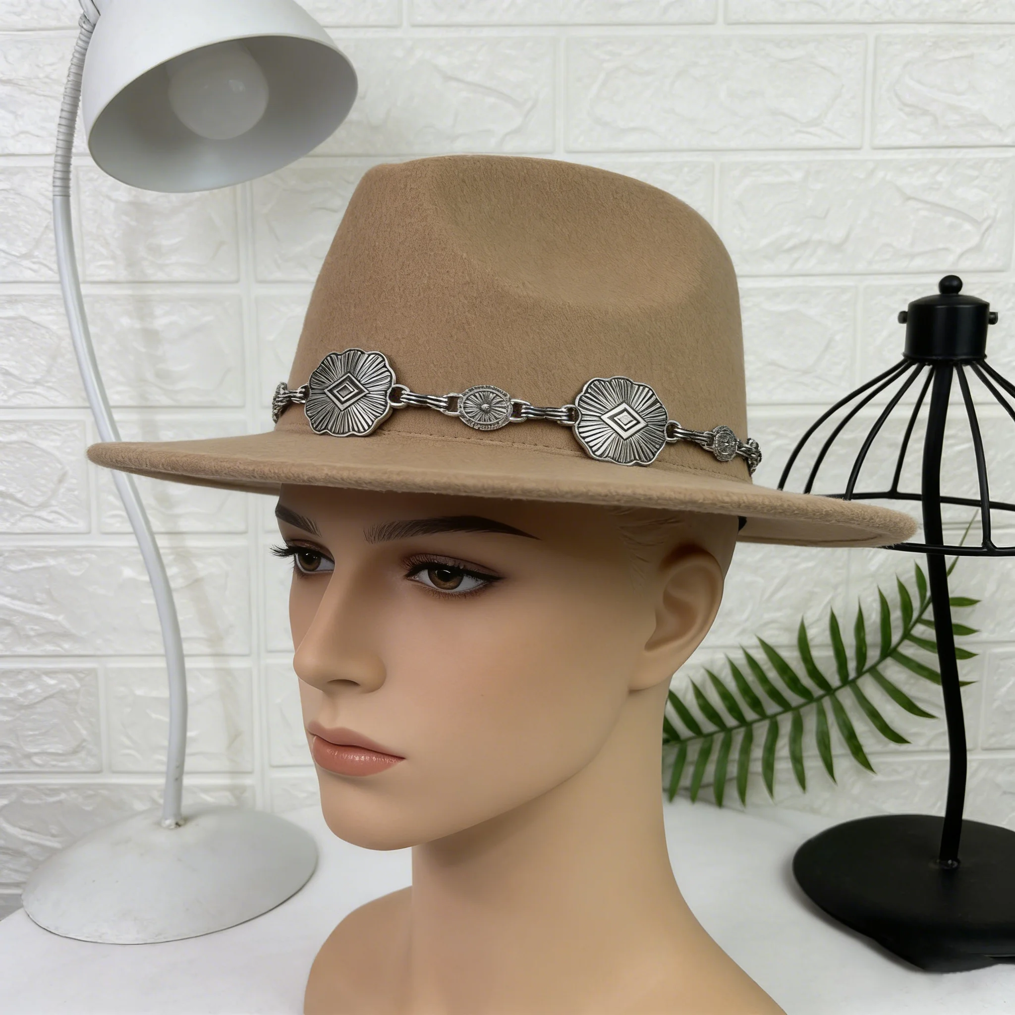Men's Western Cowboy Hat Vintage Jazz Gentleman Hat Flat with Silver Concho Chain Cowboy Jazz Hat for Party Travel