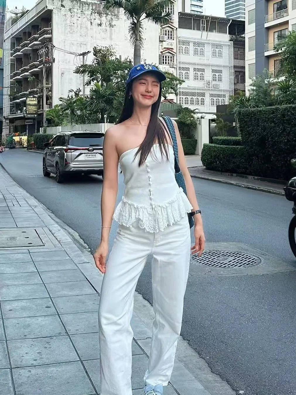 

Women White Casual Suits 2025 New Lace Embroidery Patchwork Strapless Single Breasted Top + High Waist Wide Leg Pants Suits