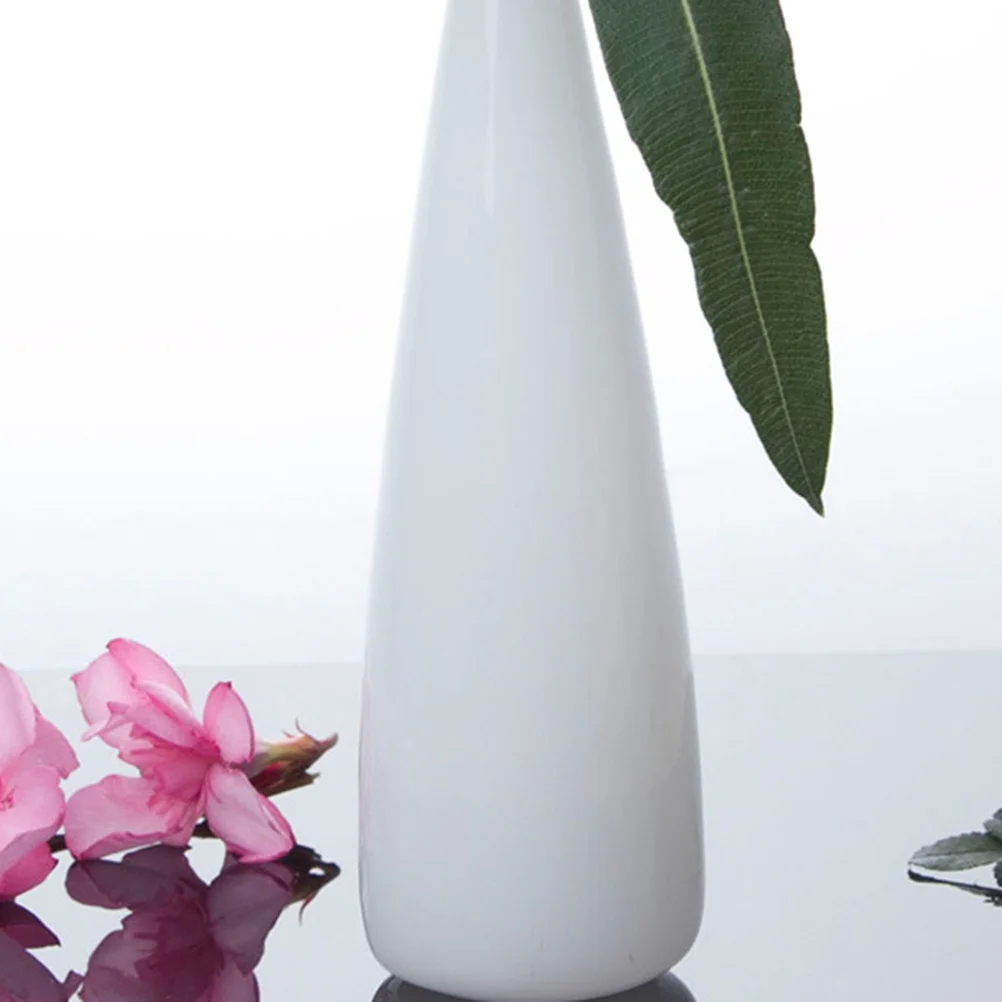

1Pcs Glass Vase White High Borosilicate Flower Vase Strong Texture Modern Curved Design for Home Hotel Use
