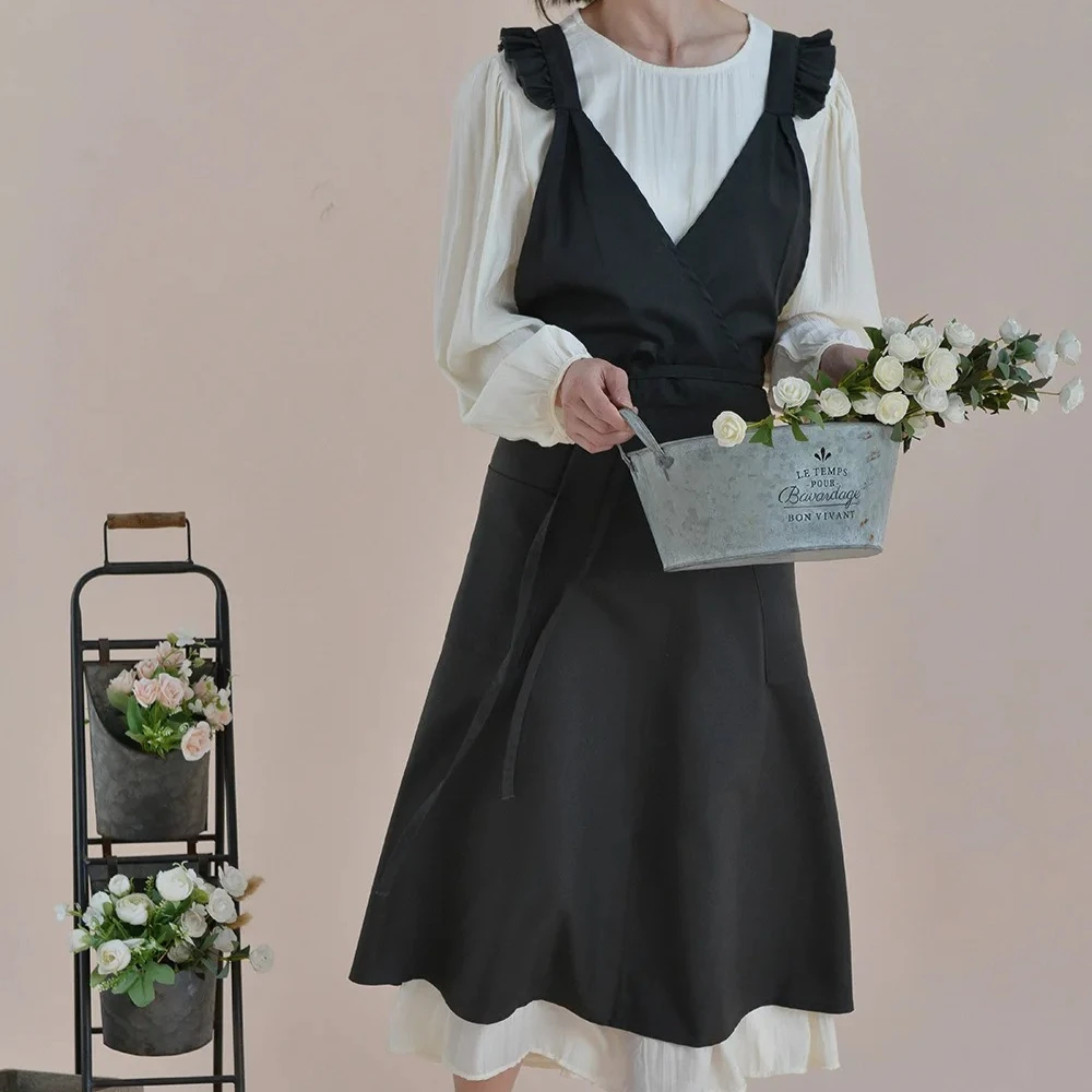 

Kitchen Ruffled Apron with Pockets for Chef Gardening Cross Back Work Women with Big Pinafore Dress for Baking Painting Cleaning