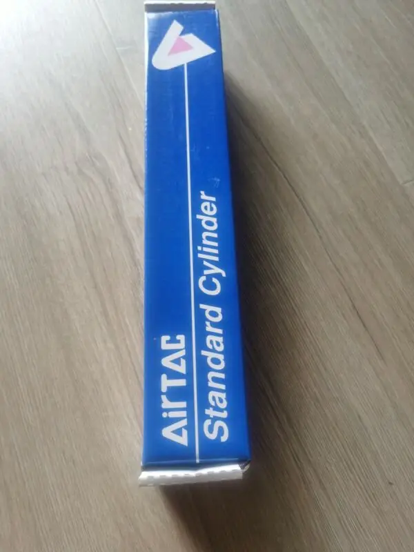 1PCS New Airtac SI32X125-S SI32X125S Cylinder