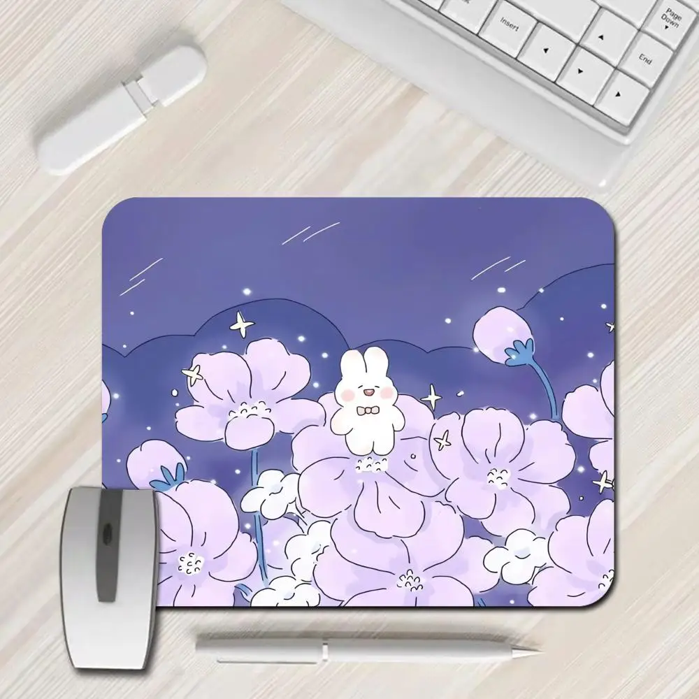 

kawaii Gamer Mousepads Cute Small Mouse Mat baby rabbit Gaming Mousepad Natural Rubber Keyboard Mats Desk Pad HD Mouse Pads