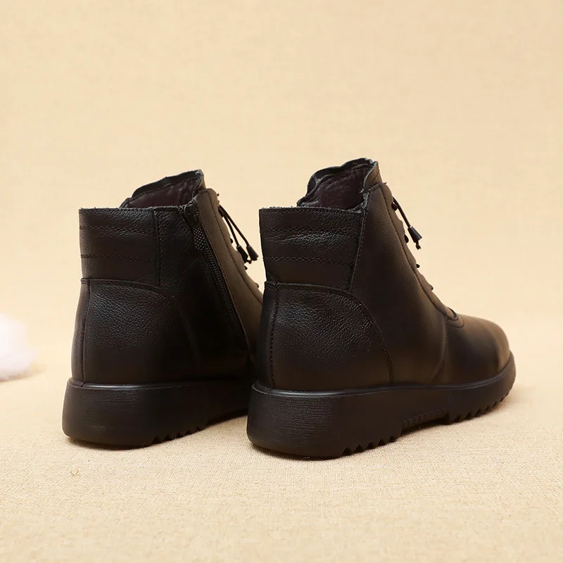 Winter Women Genuine Leather Flats Non-slip Ankle Boots Female Thick Plush Warm Snow Boots Mother Waterproof Non-slip Booties