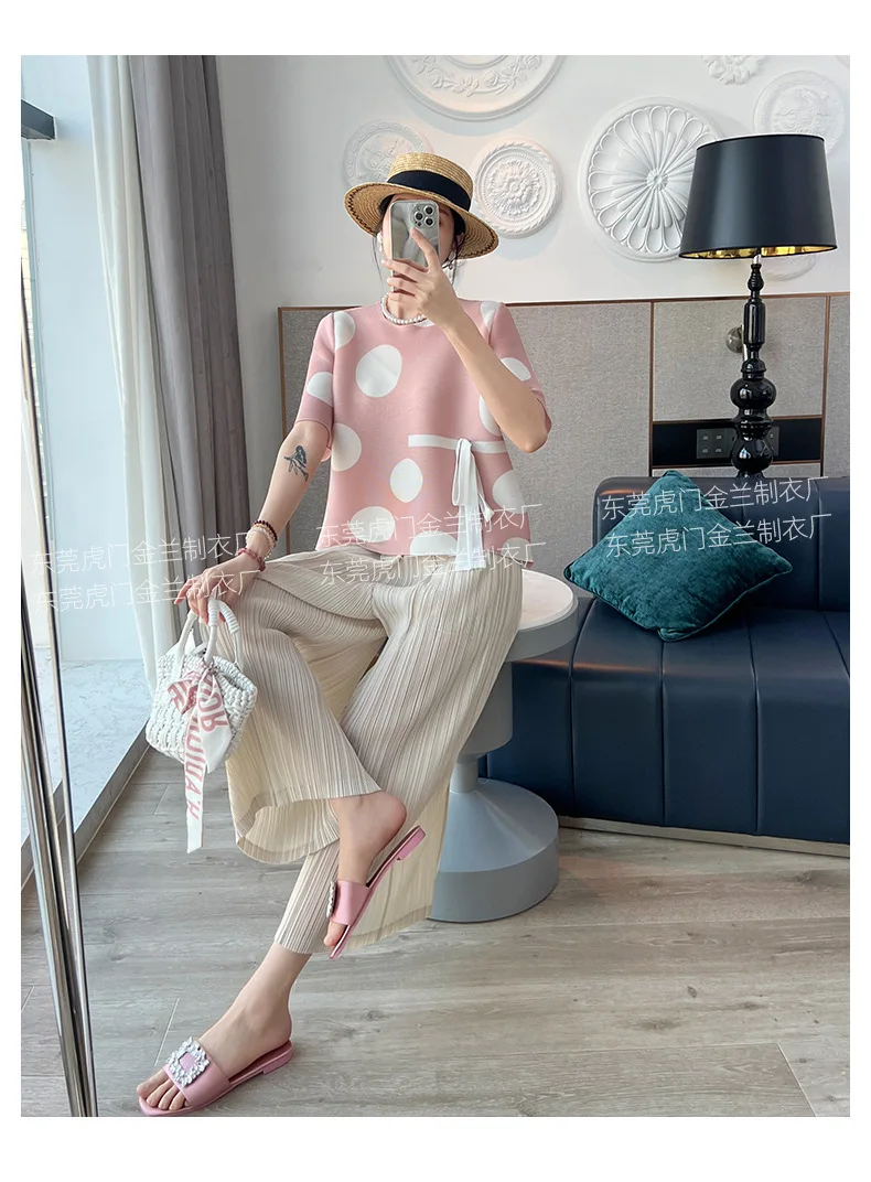 Pleats Original Pleated Polka Dot Print Tops Female Summer New Niche Design Sense Thin Inner Short-sleeved T-shirt Female