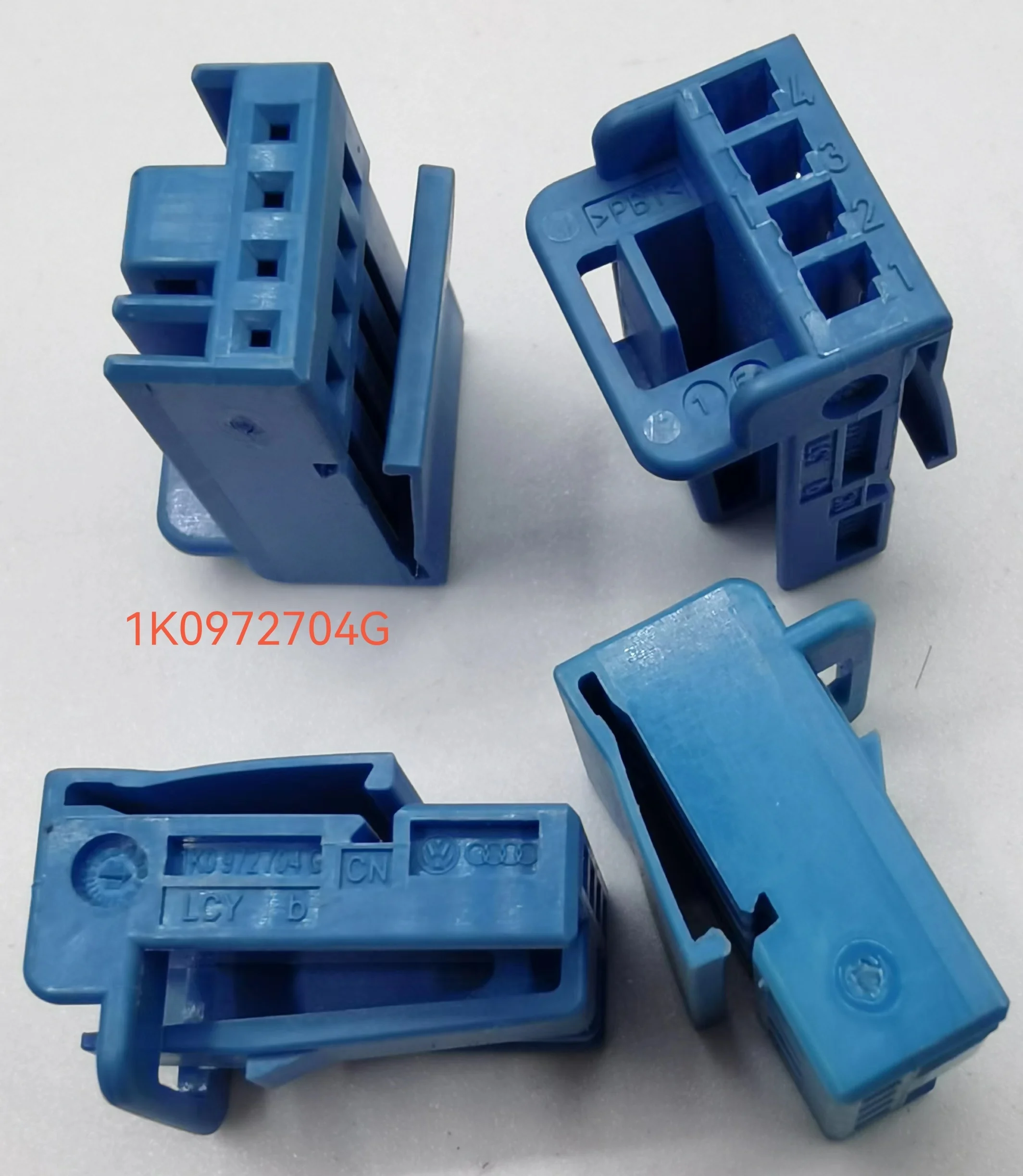 

Оригинальный разъем 1K0972704G