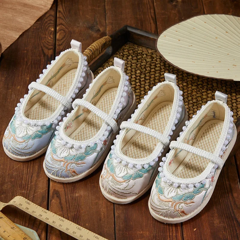 

Children's Hanfu Shoes Sweet Girls Causal Embroidered Flat Shoes Fashion National Style Kids Princess Dance Shoes Versatile Chic