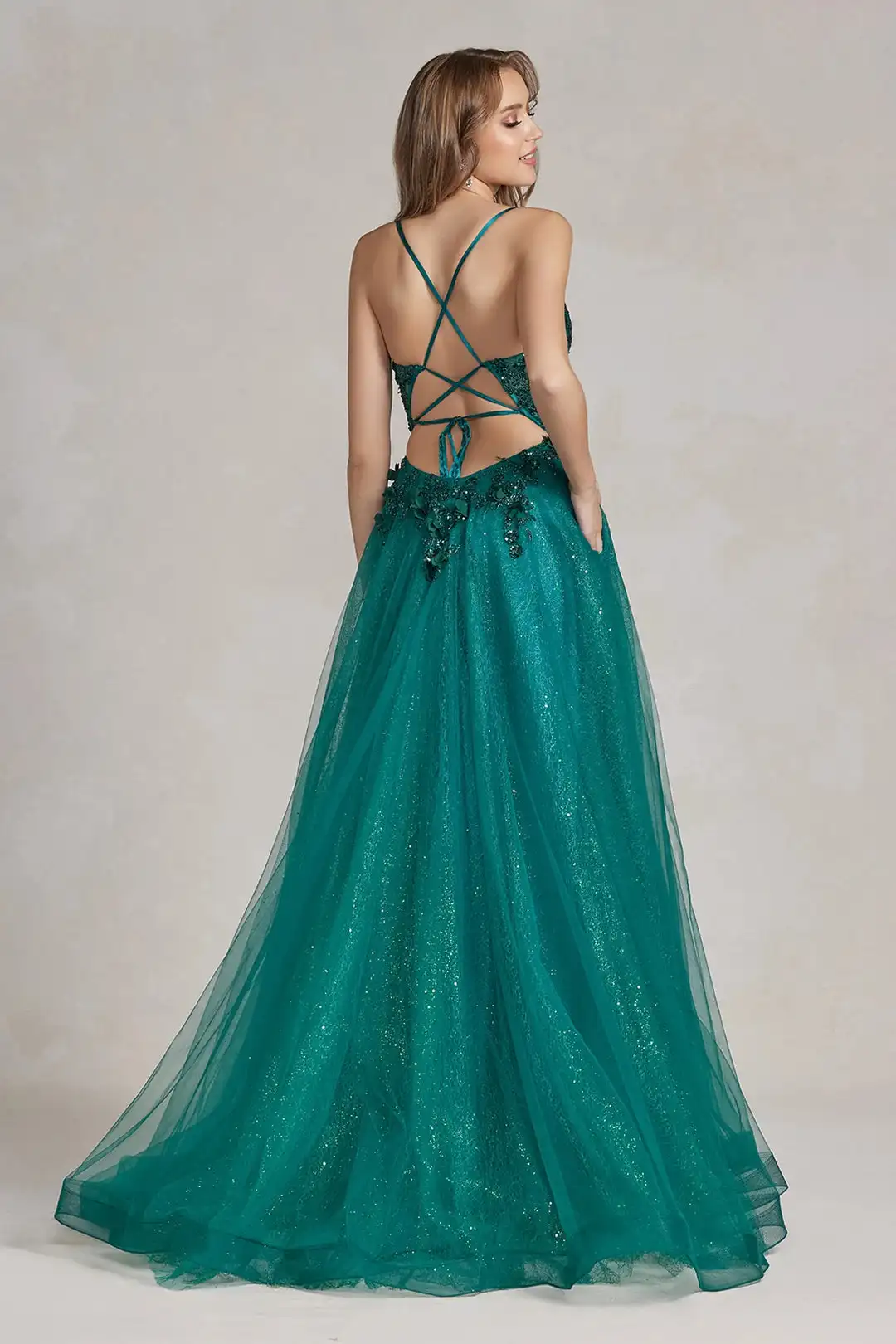 Tulle Spaghetti Straps Long Homecoming Dresses Dark Green V-neck Backless Evening Gowns Appliques Sequins Teen's Party Dress