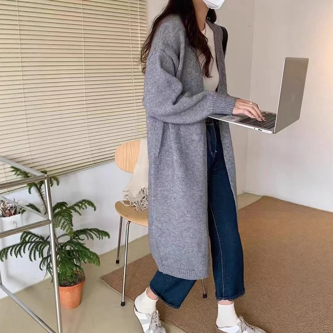 

Легкий летний кардиган средней длины в стиле Y2K с пайетками, ажурной вязкой и классическим дизайном, с пуговицами, для женщин