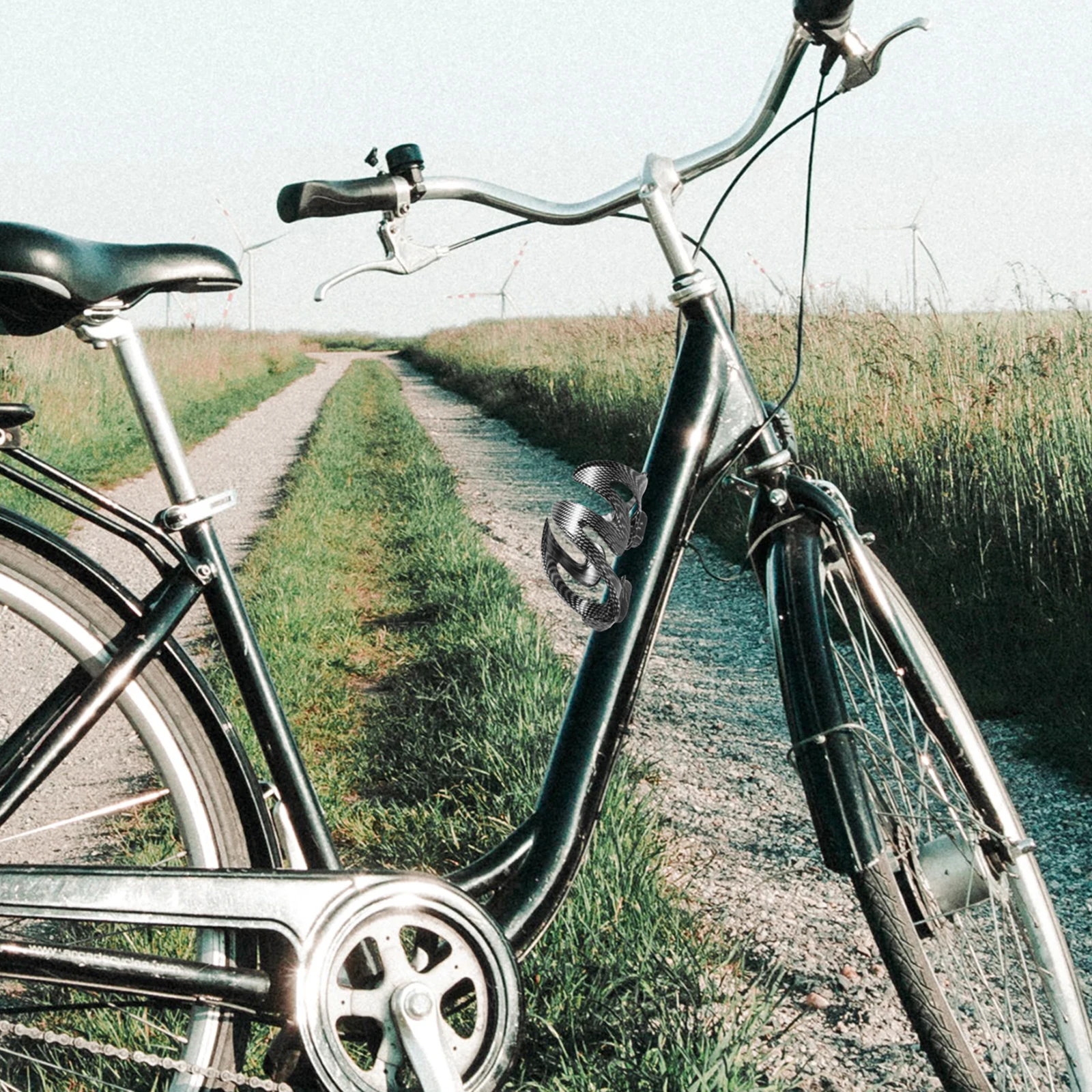 

Black Bicycle Bottle Cage Carbon Fiber Material for Road Bike Heavy Duty Unbreakable Bottle Holder Accessory