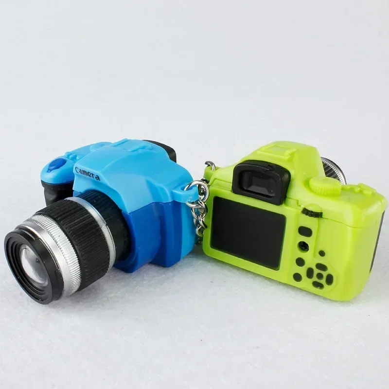 シミュレーションslrカメラLEDは、ライトサウンドキーホルダー、3次元ペンダント、軽量、シンプル、トラベルギフトをemit