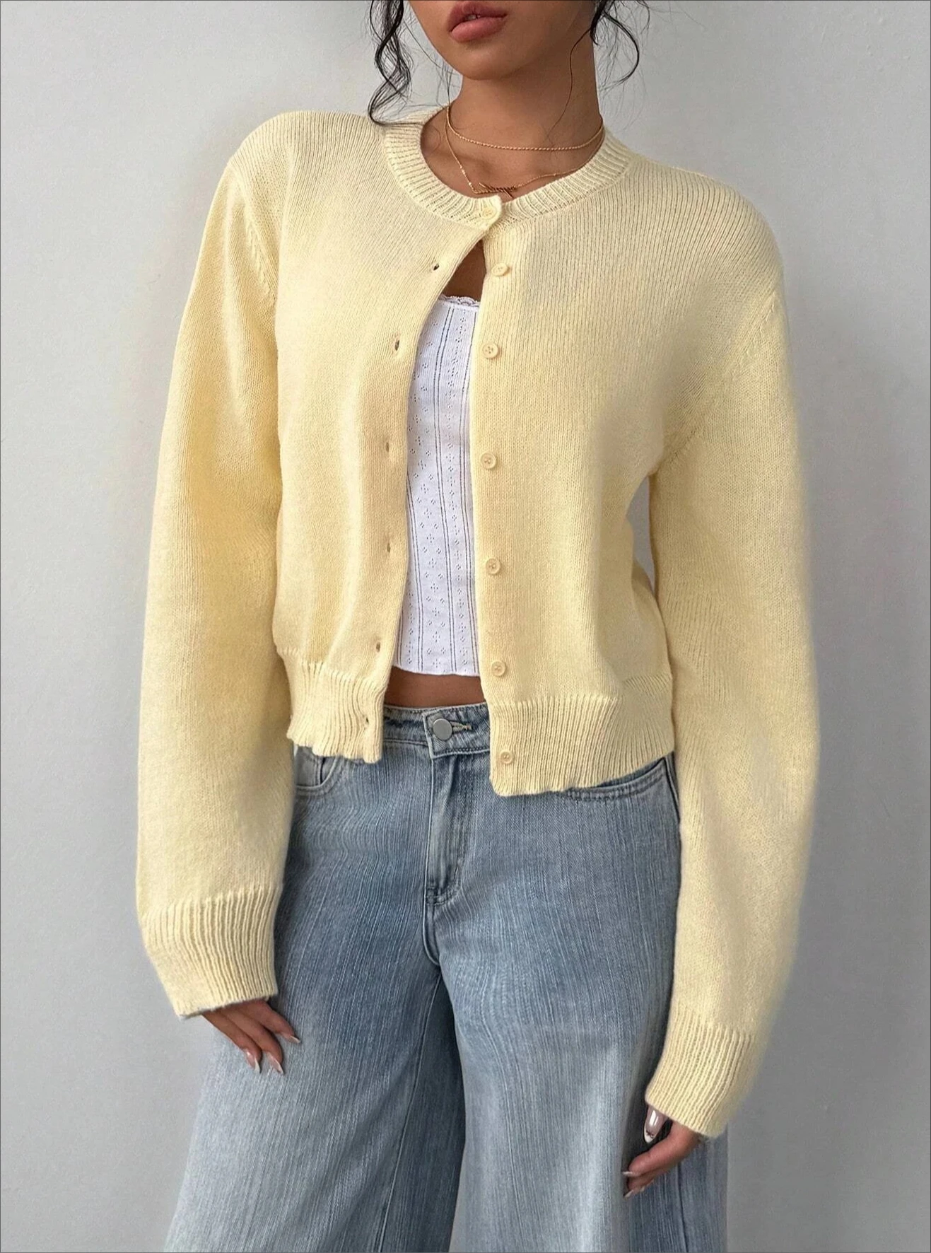 

New Essential Cropped Sweater, Women‘s Loose Single Button Cardigan, Solid Color Streetwear Knit Top, Autumn Winter Cozy
