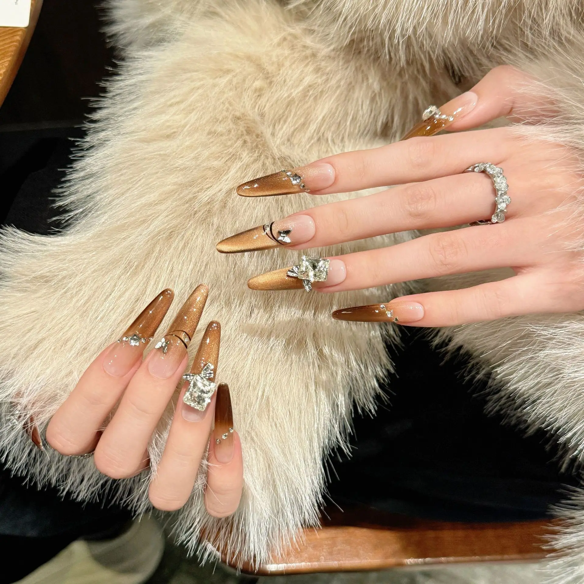 Handmade Press on Nails with Large Crystal Design Long Oval False Nails Glitter Champagne Gold French Cat Eye Fake Nail Patches