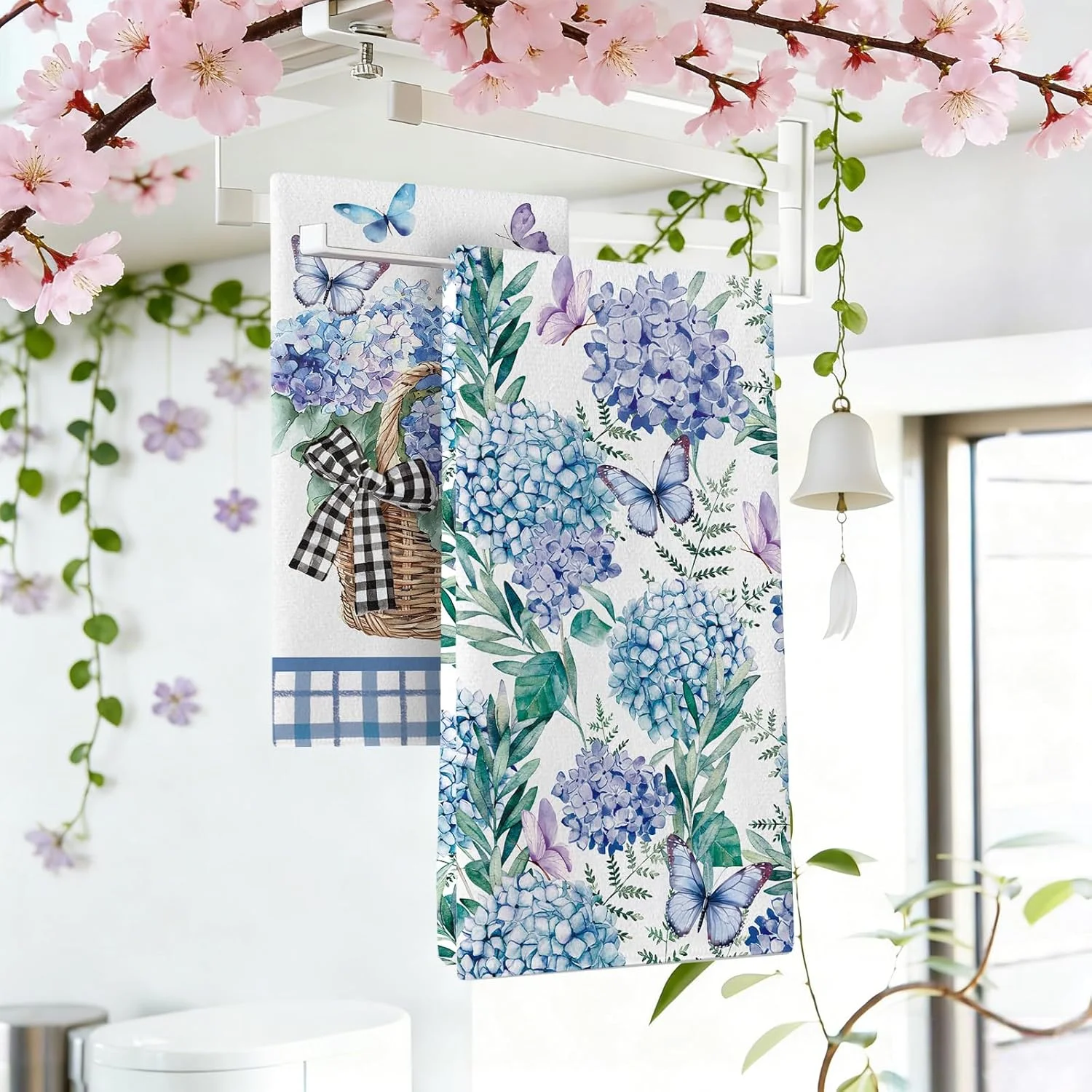 2-Pack Hydrangea Blue-Purple Flower Basket Household Simple Cleaning Cloth, Scouring Pad, Dishcloth, Tea Towel, Table Mat, for Washing and Drying Household Items, Soft Absorbent Drying Cloth, Lint-Free, Non-Fading, Reusable. Spring and Summer Floral Design