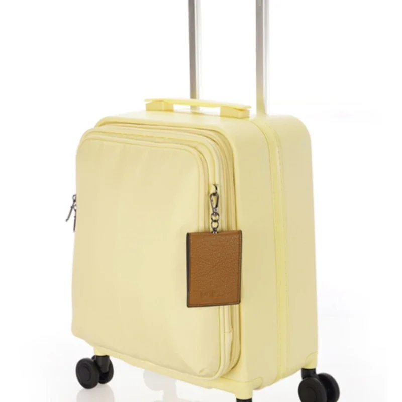 Wheeled trolley luggage can be boarded, with a 16 inch suitcase for business trips and a silent wheel for children's travel