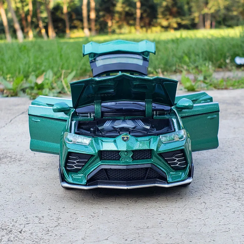 1:32 Lamborghini URUS coche deportivo simulación Diecast Metal aleación modelo coche sonido luz tirar hacia atrás colección niños juguetes regalos