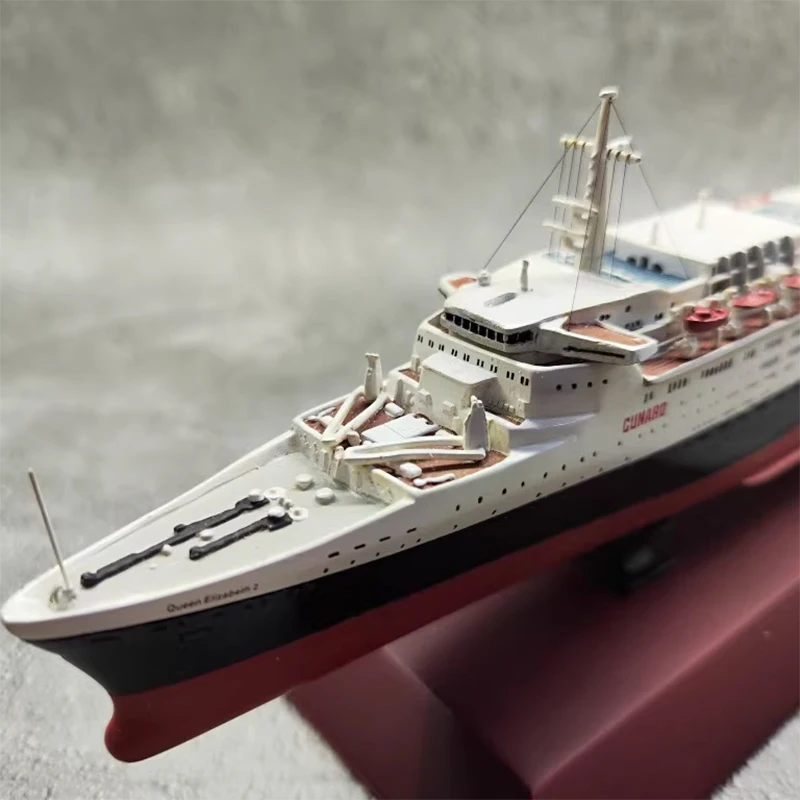 Luxury Cruise Resin Ship Model Heritage Seminar Queen Elizabeth2 Model Toy Gift Collection