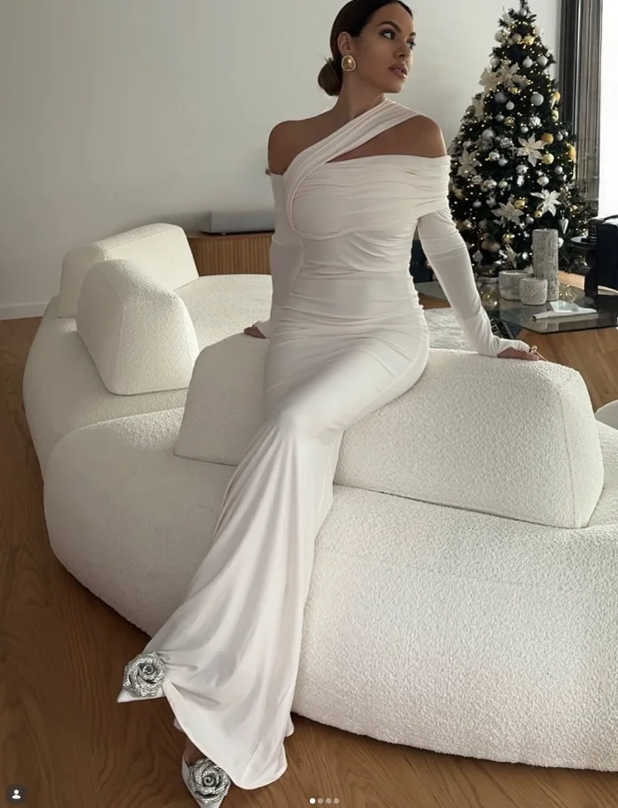 Simplicity Wrapped White Prom Gala Dresses Off Shoulder Long Sleeve Ruched Middle East Evening Celebrity Gown Customized