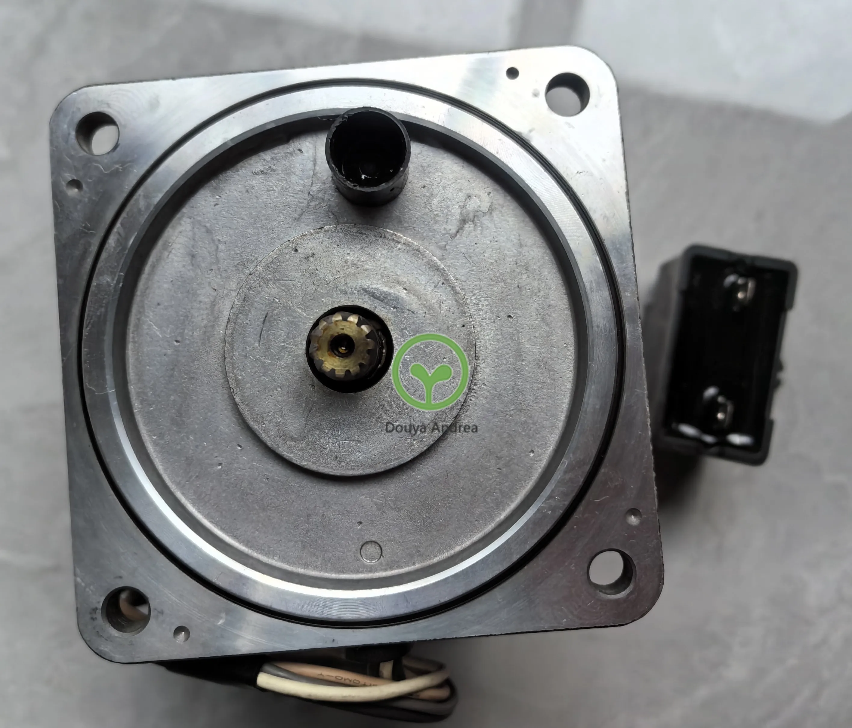 

original geared motor M81A25G4Y 4P 25W with starting capacitor SH-SPX