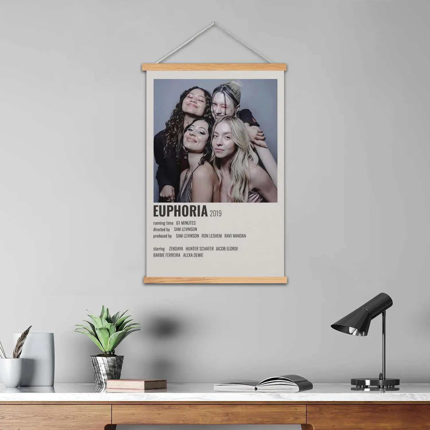 euphoria TV drama Framed Wall Painting Canvas Art Poster and Wall Art  Modern Family Bedroom Decor Posters,Decorative painting