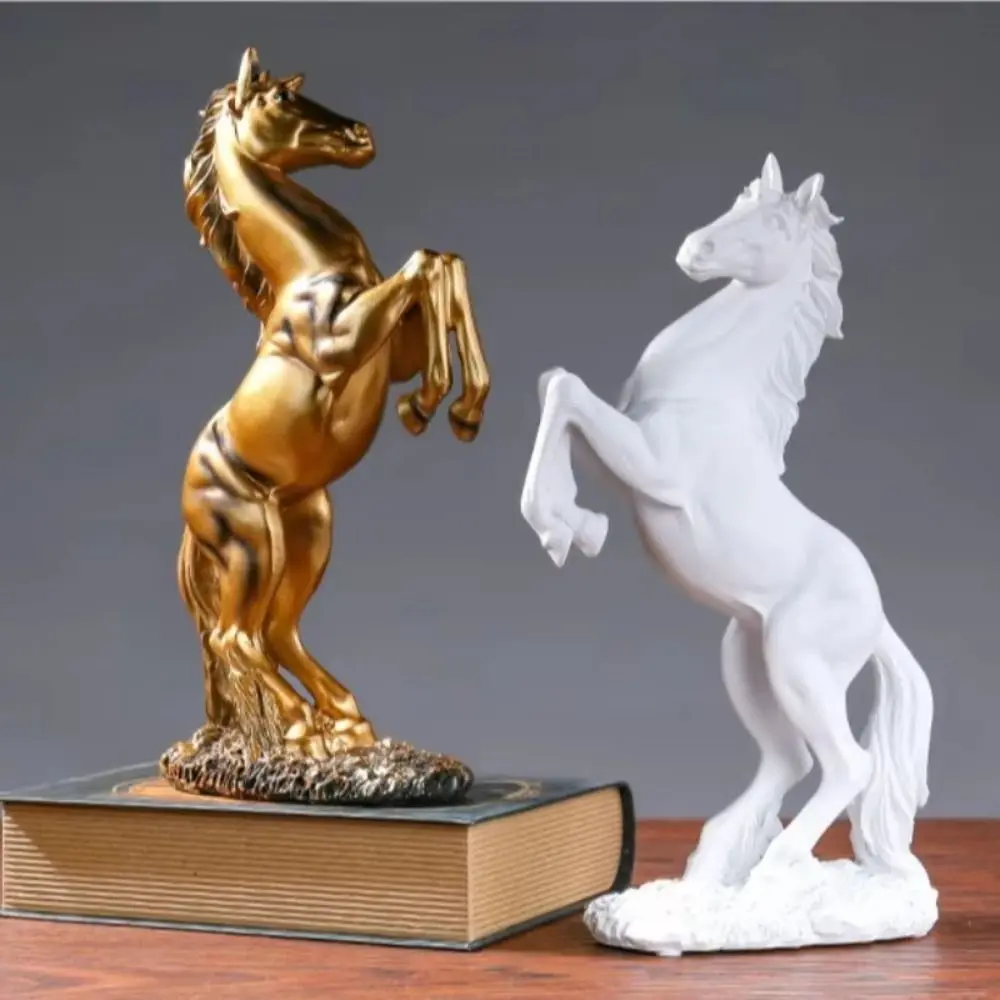 

Crafts Art Horse Ornament Modern Handicraft Cool Horse Statue Creative Minimalist Miniatures Figurine Living Room