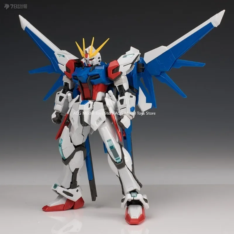 In Voorraad Originele Bandai RG 1/144 Build Strike Gundam Volledige Pakket Anime Action Figure Model Monteren Speelgoed Collectie Gift