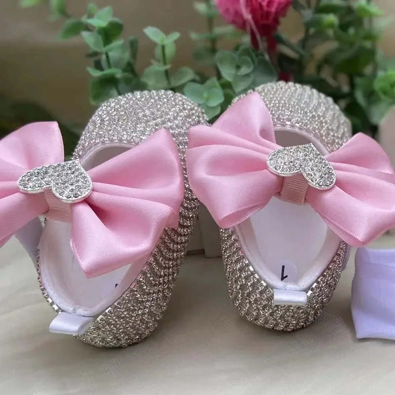Ins Handmade Princess Clothing New Baby Boutique Pearl Flower Full Moon Hundred Days Banquet Soft Sole Children's Toddler Shoes