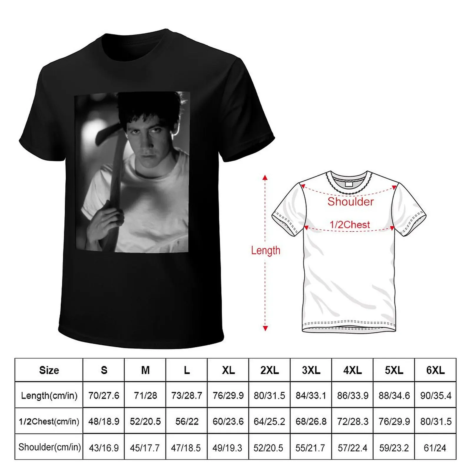 Donnie Darko (Black and White) T-Shirt Casual Basic Street Style T-Shirt