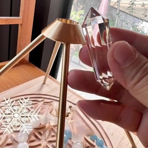 

Исцеляющий пирамидный инструмент, натуральный белый кристалл, пирамида из чистой меди, аксессуар для йоги, помощи во сне, ударные инструменты