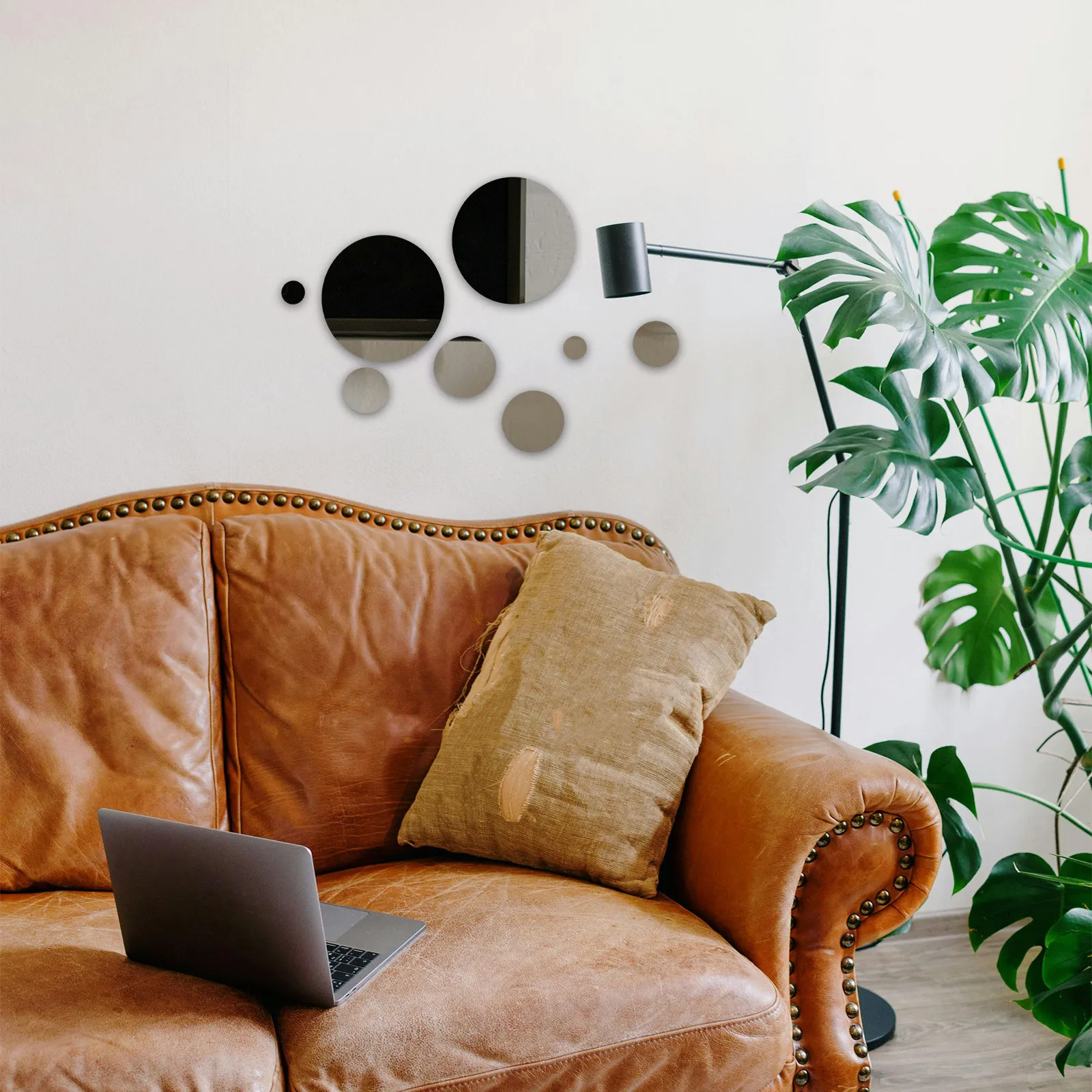 52Pcs Acrylic Round Mirror Wall Stickers Small Frameless Assorted Sizes Self Adhesive Stick on Mirrors Bedroom Bathroom Living