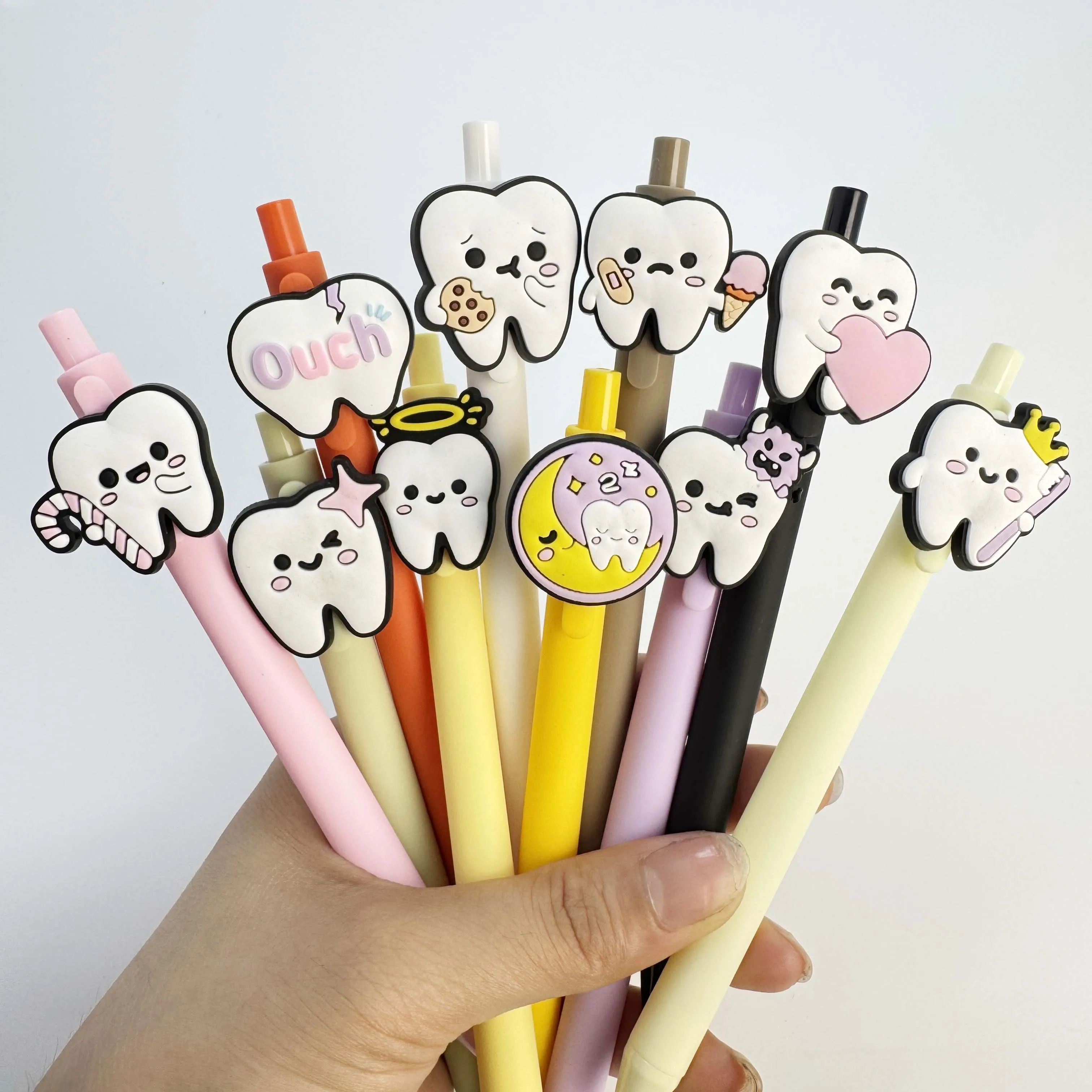 20/30pcs Creative Cartoon Medical Nurse Themed Retractable Ballpoint Pens, Campus Design Tooth Series Student Pens, Colors Rando