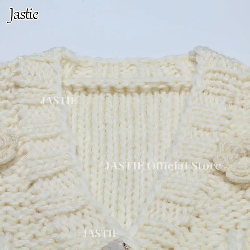 Jastie Women's Sweater 2023 Autumn Winter New Beige Hand-crocheted Sweaters Sweet Loose Bat Sleeve V-neck Cardigan Jumpers