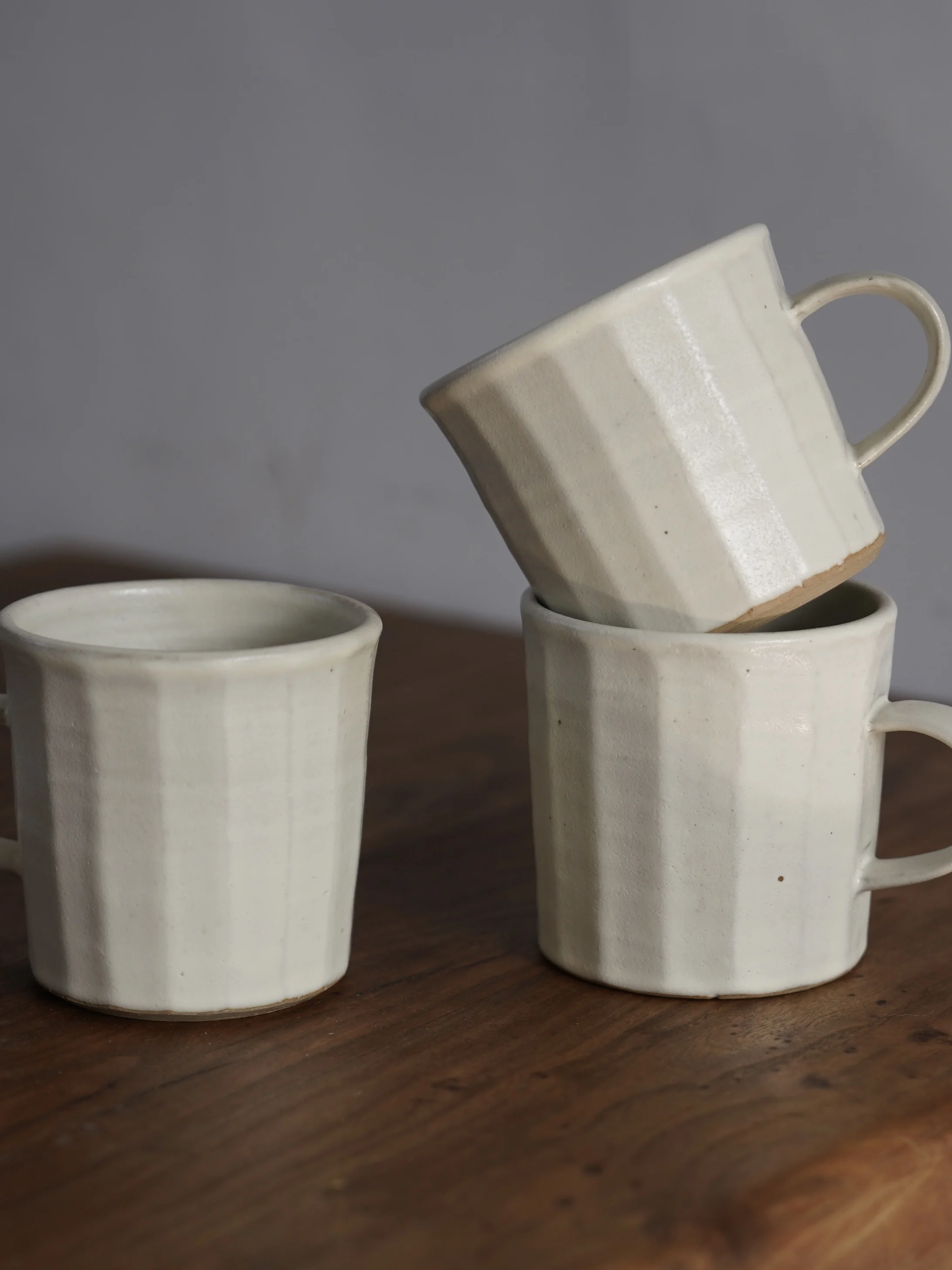 

Amu Handmade Cut Surface Mug White Cosmetic Powder 220350ml Handmade Jingdezhen Personal Cup Ceramic Tea Set Pure Color