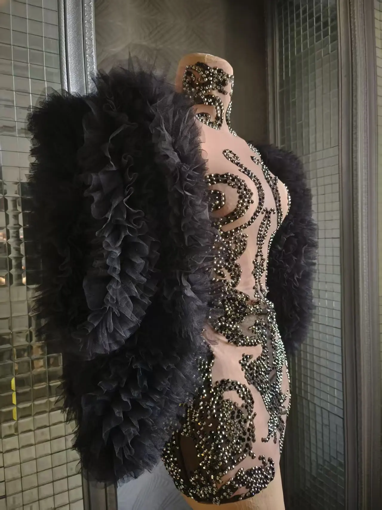 المرأة الفاخرة الراين طويلة نفخة الأكمام Bodycon شبكة فستان قصير مساء نادي حفلة Nightbar DJ Gogo فستان المرحلة زي