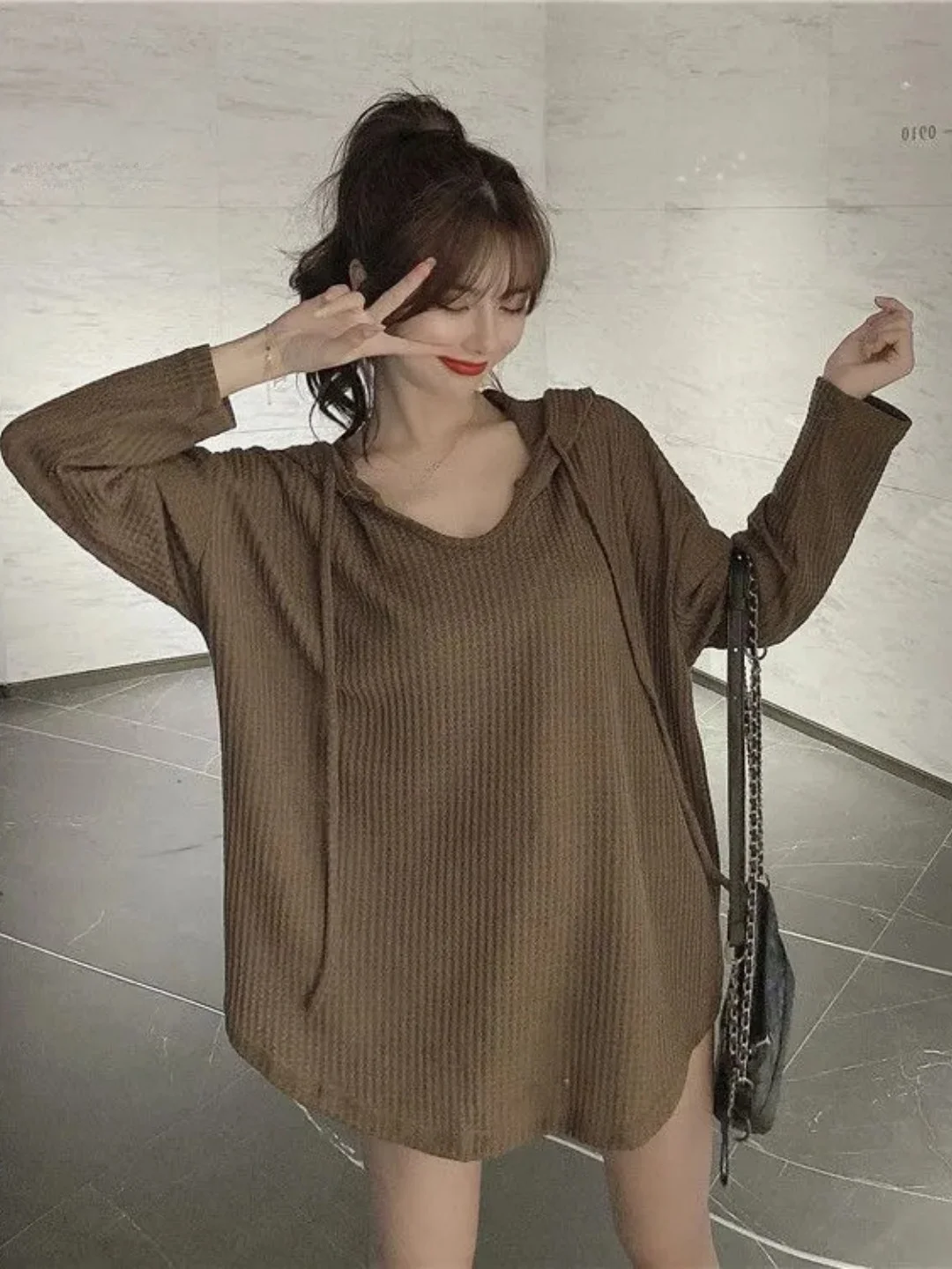 

Женская толстовка свободного кроя больших размеров с длинными рукавами в корейском стиле, удобная, в стиле lazy, осенняя, модная, для полных девушек