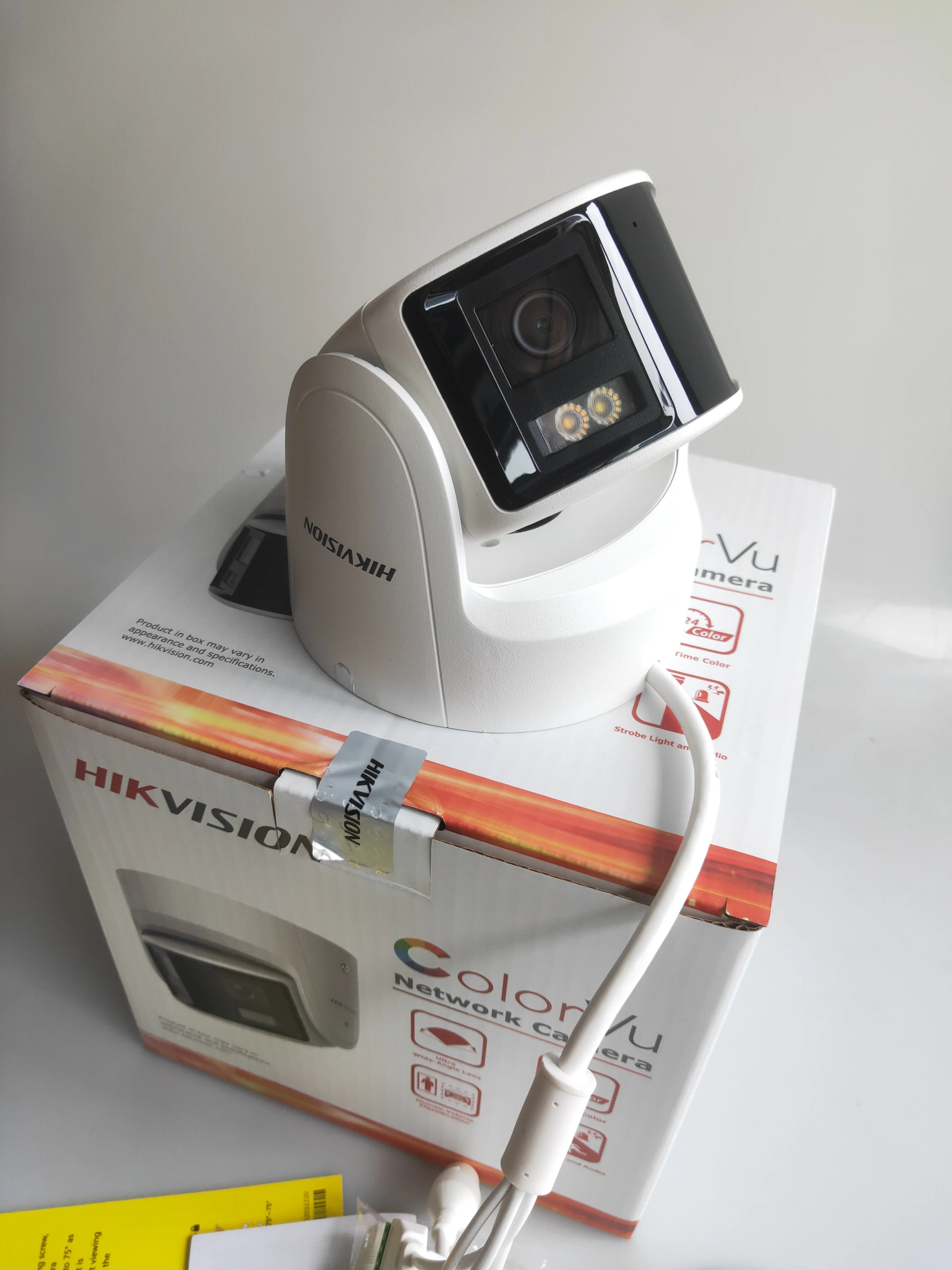 HIKVision DS-2CD2347G2P-LSU/SL 4MP Panoramic ColorVu Fixed 2.8mm Turret Network Camera,Two-way Audio, POE, Motion Detection