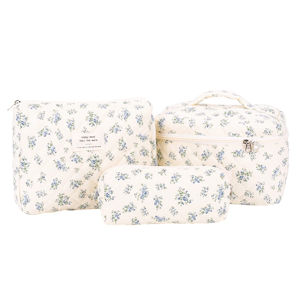 

3Pcs Quilted Makeup Bag Portable Cosmetic Pouch Large Capacity Aesthetic Cosmetic Bag Cosmetic Clutch Bag Cute Toiletry Bag