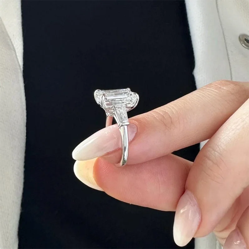 Women's Three‑Stone Engagement Ring 5CT Emerald‑Cut Main Stone DEF VS‑VVS HPHT CVD Lab‑Grown Diamond Wedding Ring IGI Certified PT950 Platinum Plated Fine Jewelry Anniversary Party Gift For Her view 2