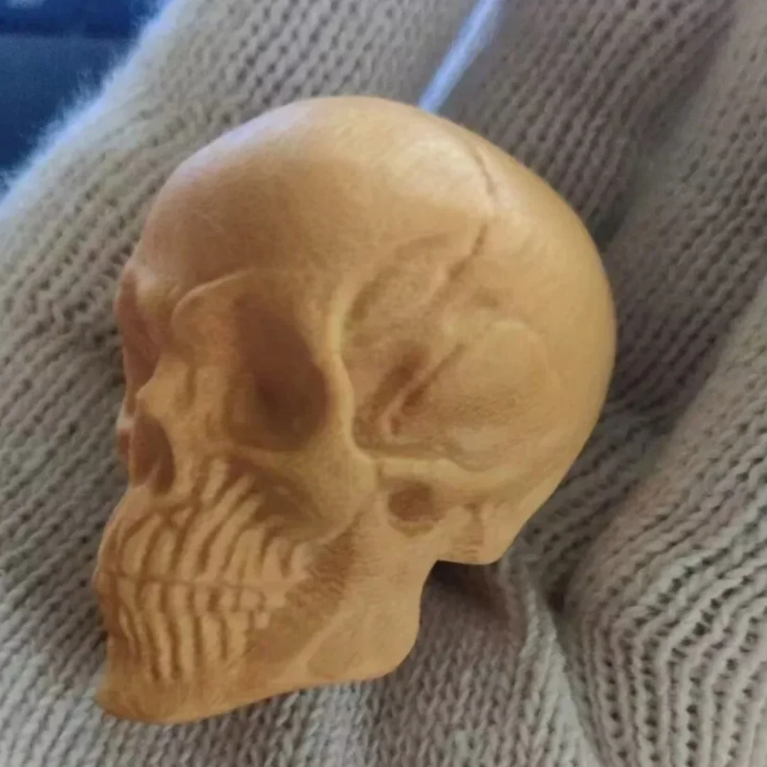 Boxwood Carved Skull Statue Hand Carving Wooden Art Sculpture Decor