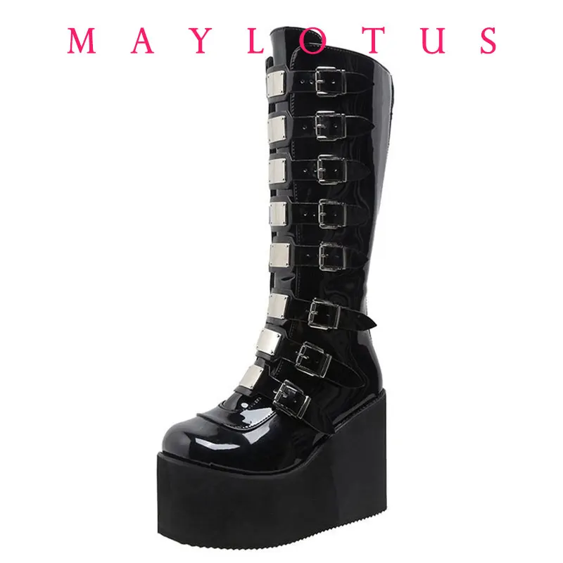 2025 nuevas botas de estilo Punk cuñas de plataforma de tacón alto botas altas para mujer correa de hebilla gótica botas de cuero de tubo largo para mujer
