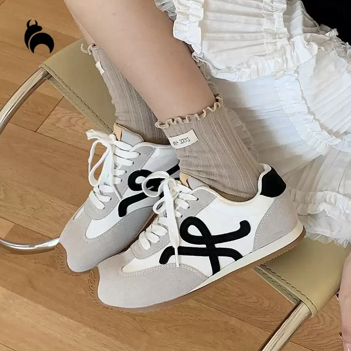 

Женские тренировочные кроссовки в немецком стиле в стиле ретро, универсальные спортивные повседневные кроссовки на плоской подошве на осень и зиму, нишевая мода, туфли Forrest Gump, Ins