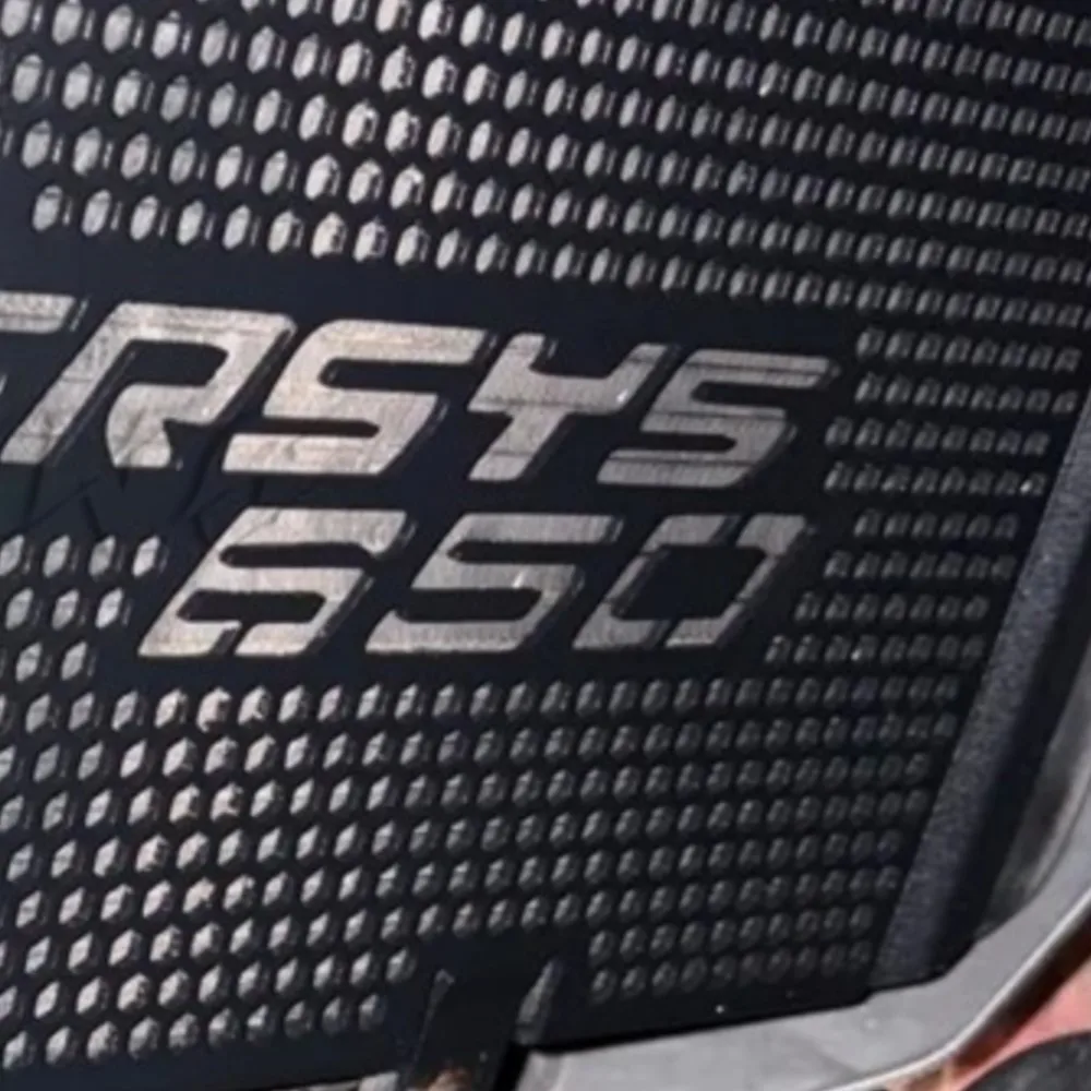 

Versys650 Motorcycle Accessories Radiator Guard Protection Grille Cover Protector For Kawasaki Versys 650 2006 - 2024 2025 2026