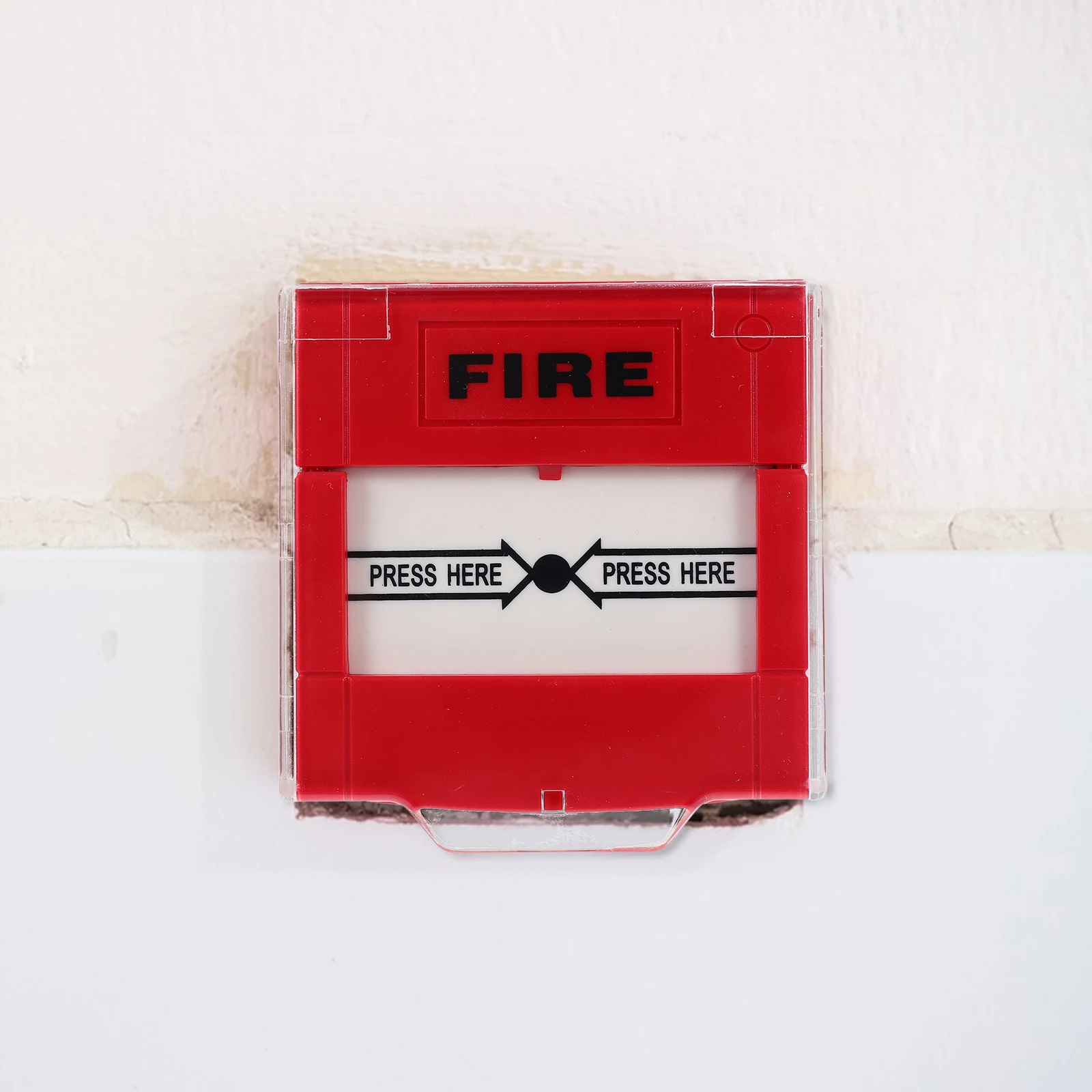 

Resettable Manual Call Point Button Emergency Switch Wall Mount Plastic Water Resistant Simple Installation